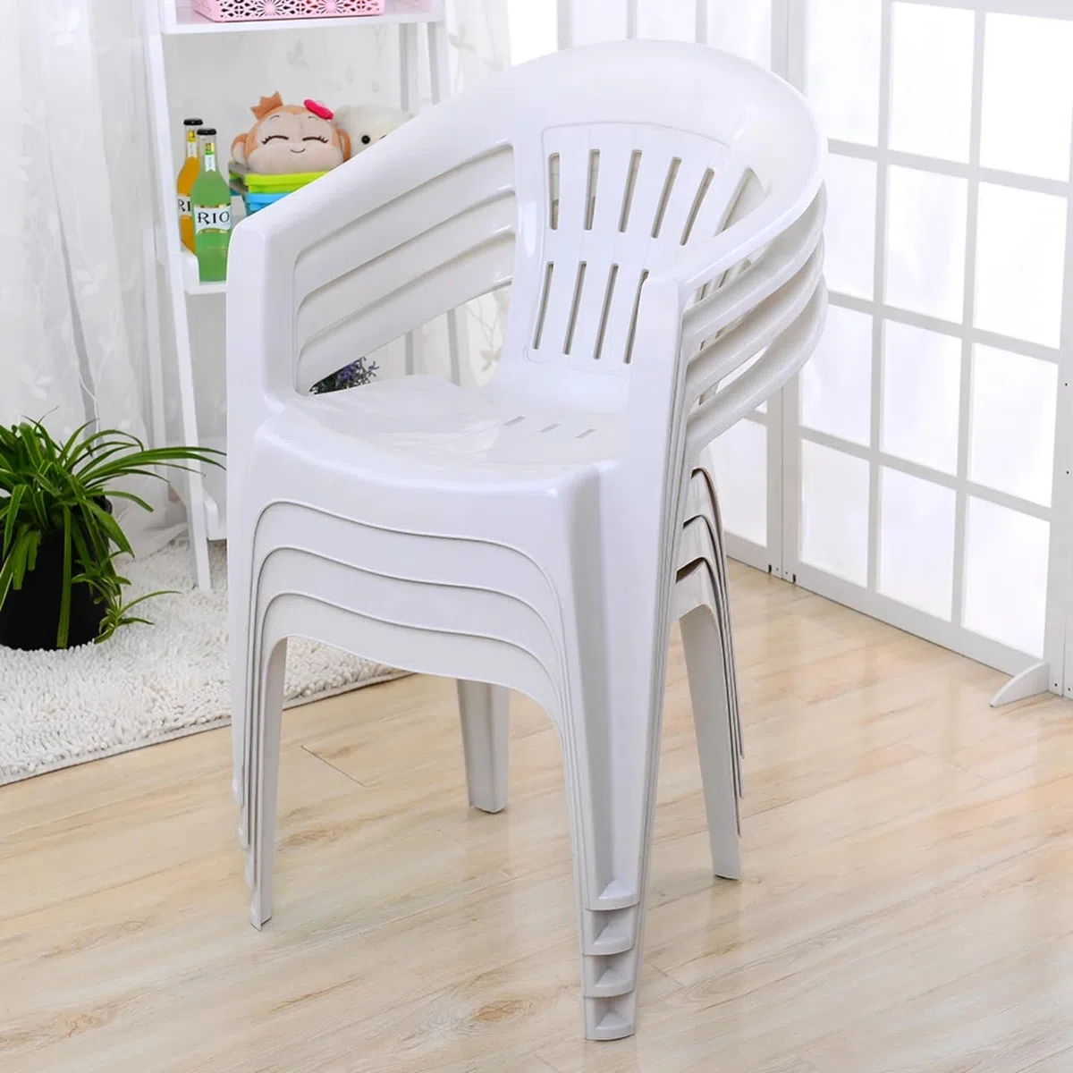 Silla Blanca para Terraza, Color Blanco, Mobiliario de Jardín, Fabricada en Resina, Resistente al Clima, Apilable