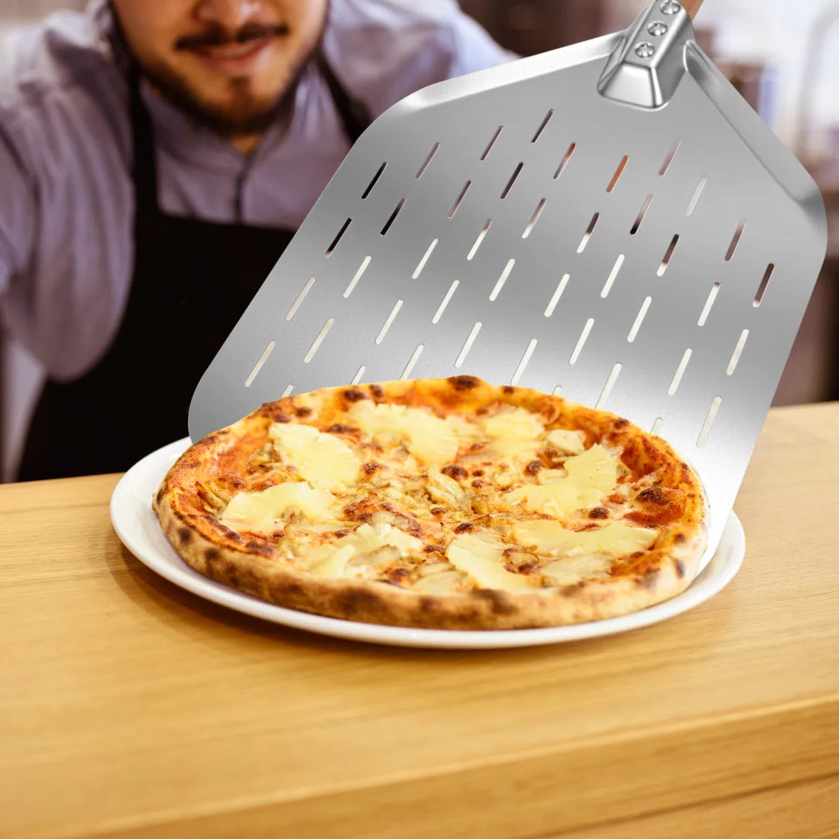 Pala Pizza Perforad, Profesional Pala Pizzas Perforada Acero Inoxidable, Soporte Superficie Grande, Fácil Deslizamiento Sobre Piedra Barbacoa Cocinar Pan, Mas Estable, Fácil Almacenar