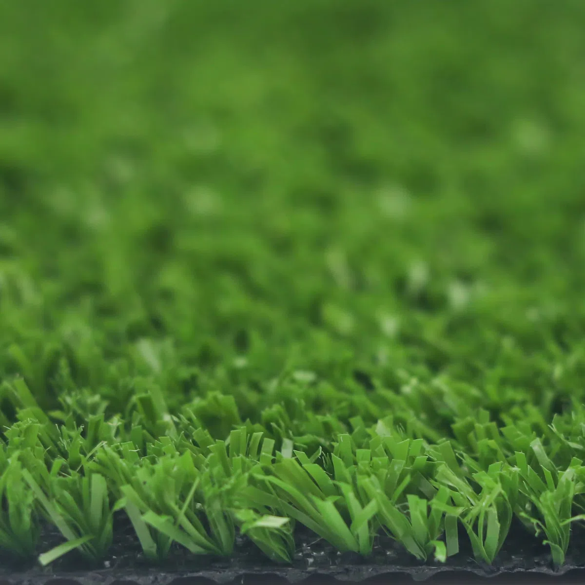 TENAX Standard Green 1,00x4 m Césped Sintético, Estera con fibras de 7 mm, Alfombra Verde para Pavimentos Exteriores e Interiores, Balcones, Decoración de Entradas y Pasillos