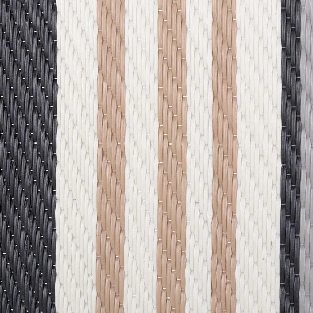LOLAhome Alfombra jardín Rayas Chios sostenible de Polipropileno Trenzado Beige de 140x200 cm