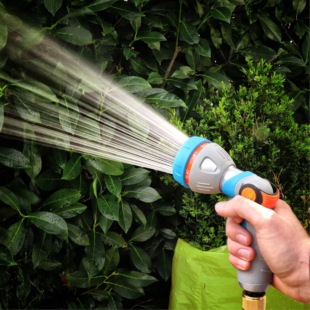 GRÜNTEK Pistola de Riego en Métal para Manguera de Jardín - Pulverizadora con 7 Spray Lígera y Resistente - Se controla de una mano - Water-Stop integrado