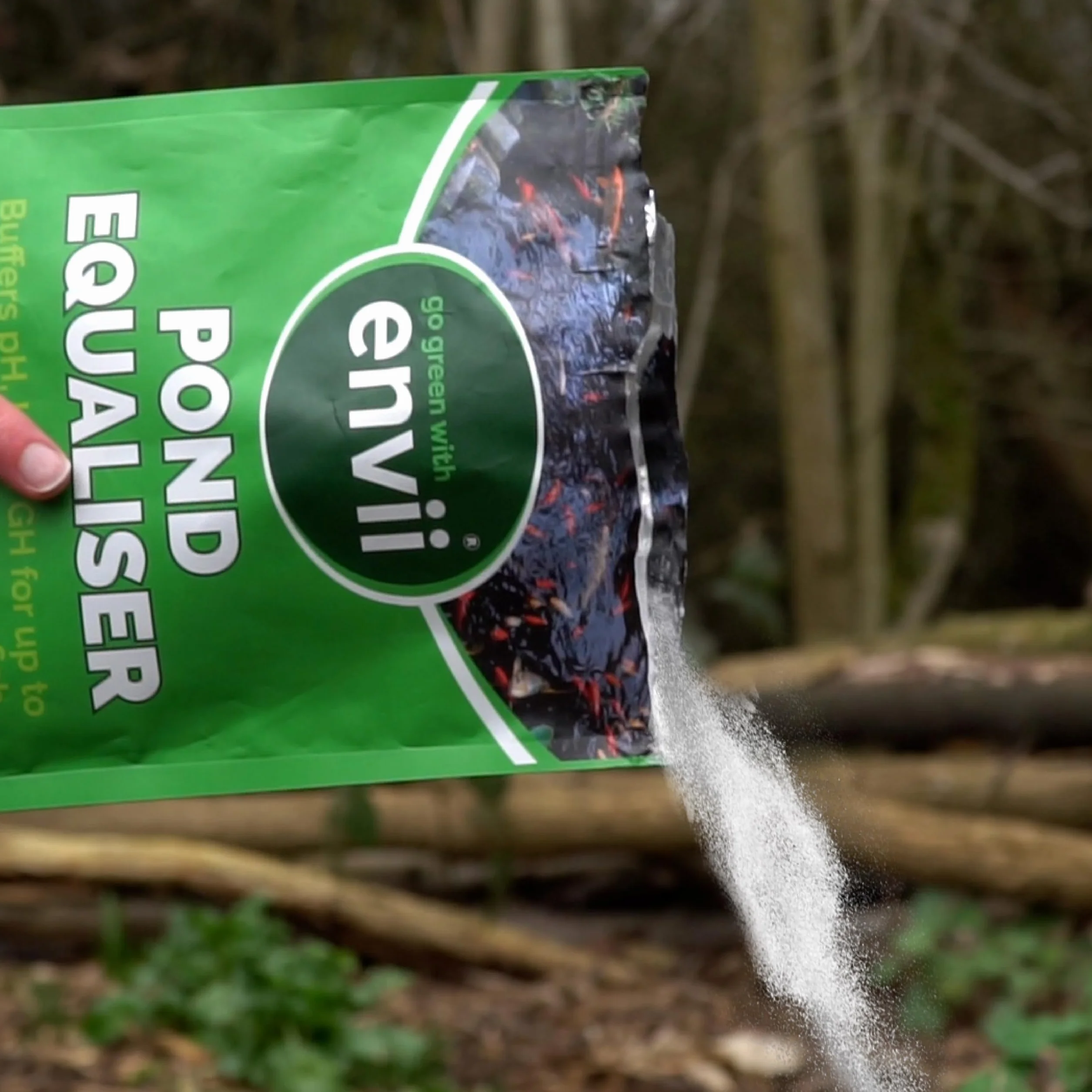 envii Pond Equaliser - Optimiza el KH de y PH en el Jardín Estanque, Evitando Suave Agua de Estanque - Trata 2500 litros