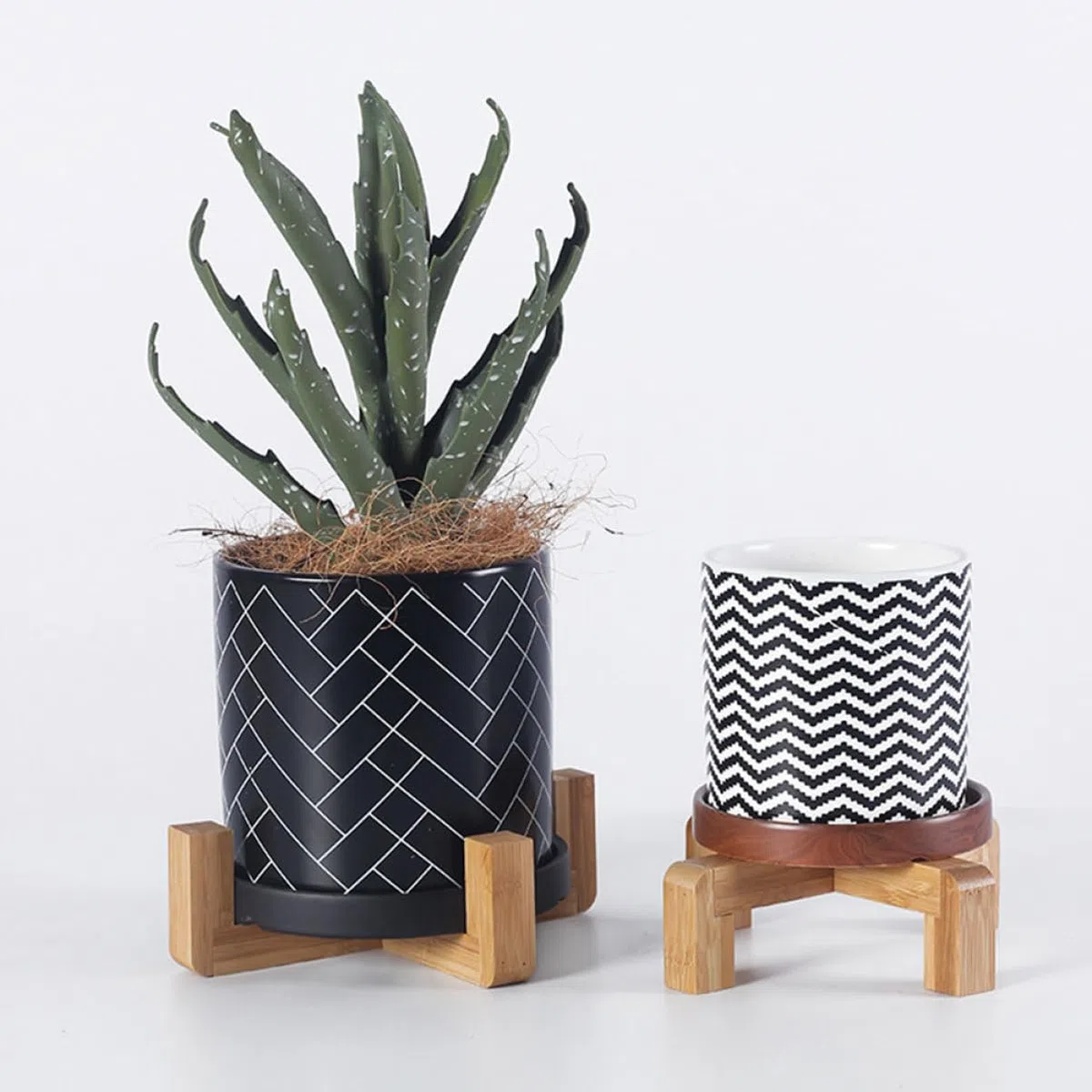 Porta Macetas De Madera Base Para Maceta 16x16x4,5 Cm Para Decoración Interior y Exterior, Soporte Para Bonsáis y Plantas Suculentas Estante Rústico y Funcional Para Jardín y Balcón