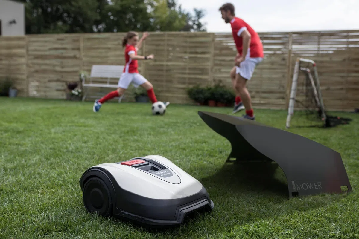 IDEA MOWER Garaje para Robot cortacésped New Shell, Compatible con Husqvarna Automower (Antracita)