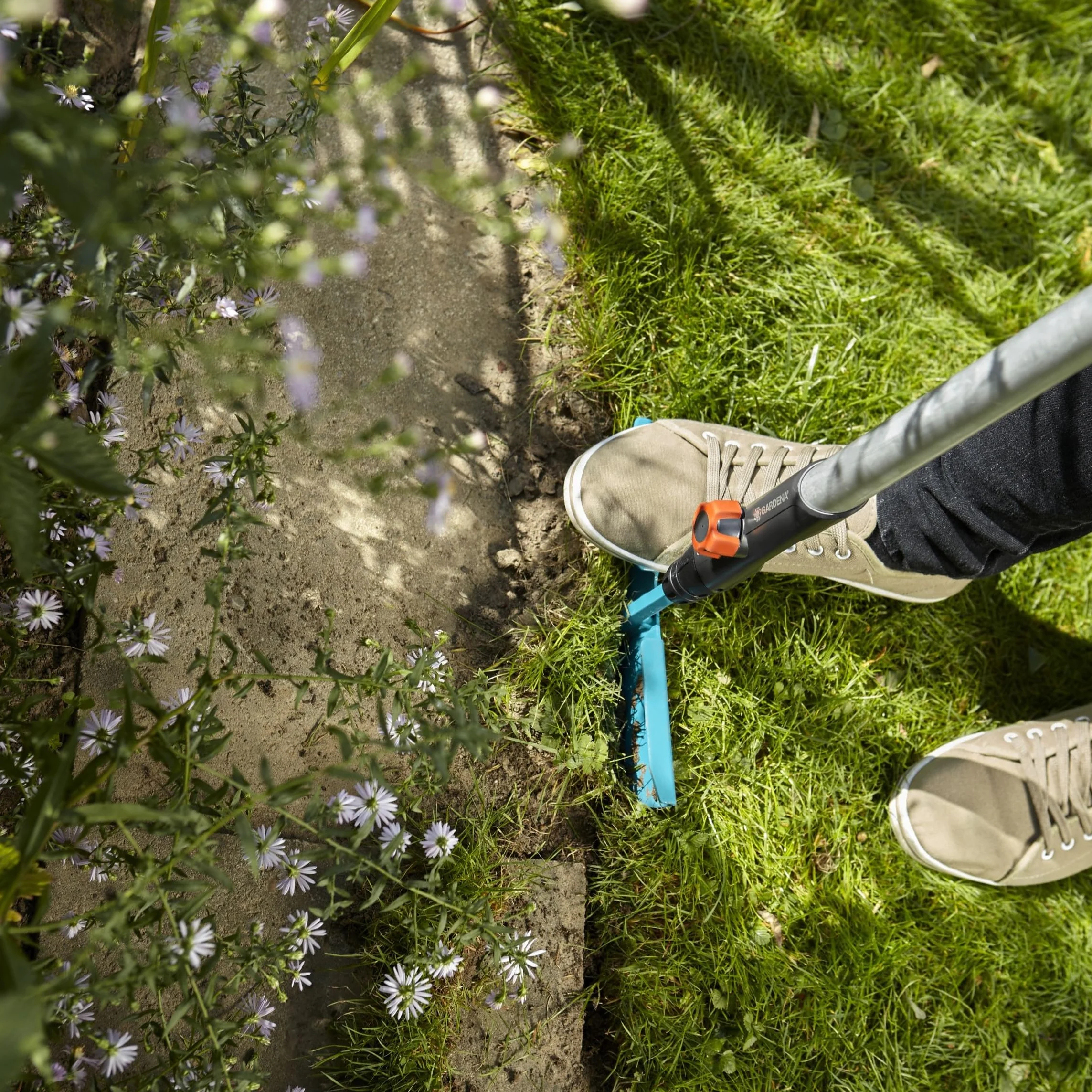 Gardena Cuchilla de césped combisystem práctica Recortadora de césped con Hoja de Acero protegida contra la corrosión, Accesorio para Cortar el césped, Apta para Todos los Mangos CS (3149-20)